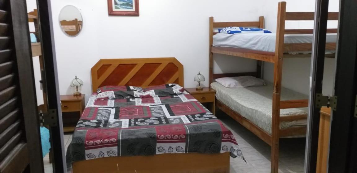 Hostel Praia Martin De Sa Caraguatatuba Esterno foto